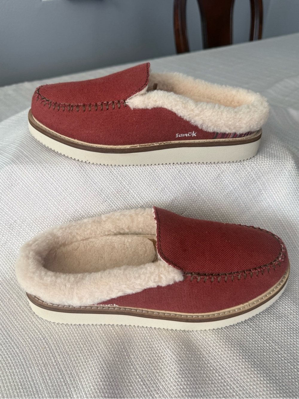 SANUK women’s cozy vibes sugar mat slippers